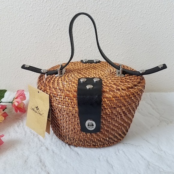 Patricia Nash Caselle Basket